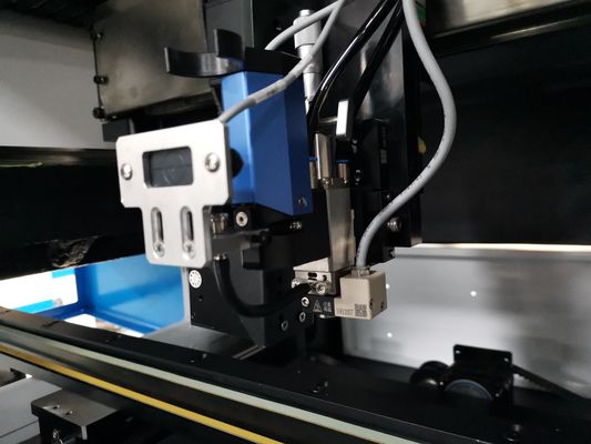 التلقائي SMT الغراء لوحة موزع ضوء / ضوء الشارع LED ماكينة