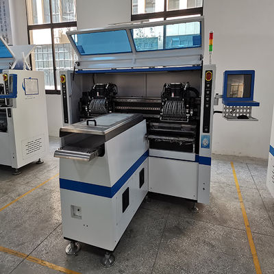 وحدة تركيب SMT مكونة من 4 وحدات مع 68 فوهة و17 فوهة لكل وحدة 250000CPH بدون شريط سلكي