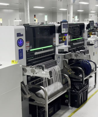 تخصيص 1.2m الكهربائية لجهاز التجميع PCB SMT اختيار ووضع آلة