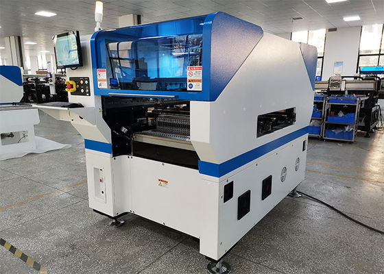 80000CPH اختيار ووضع آلة التغذية الكهربائية مزدوجة القضبان رؤساء مزدوجة لأضواء LED